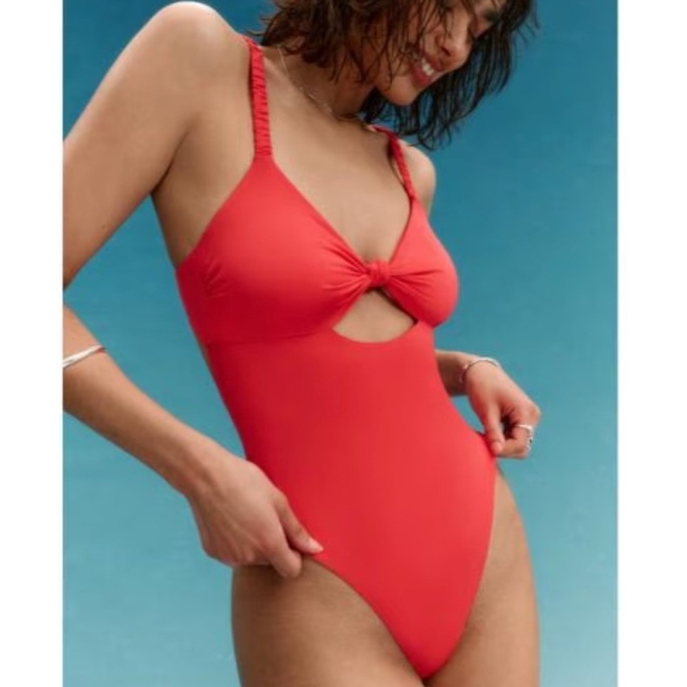 Vitamin A Swim Knot Front Keyhole Full Coverage One Piece Swimsuit